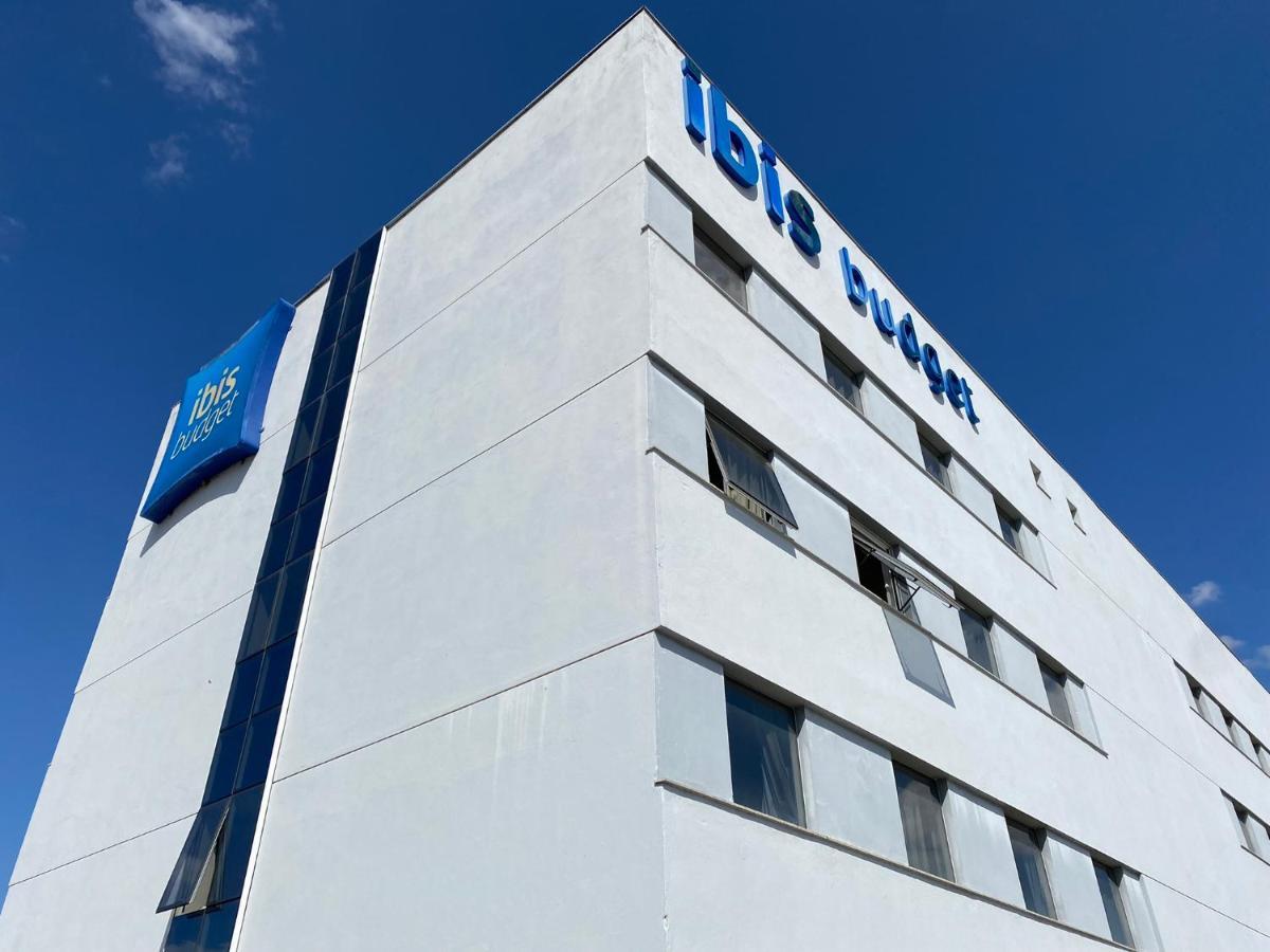 Ibis Budget Итаперуна Экстерьер фото